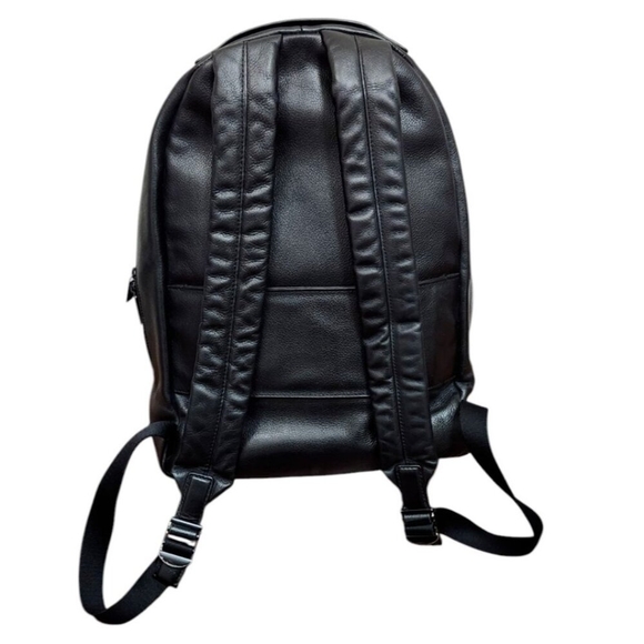 Away The Outdoor Backpack Leather Black - Picture 6 of 16